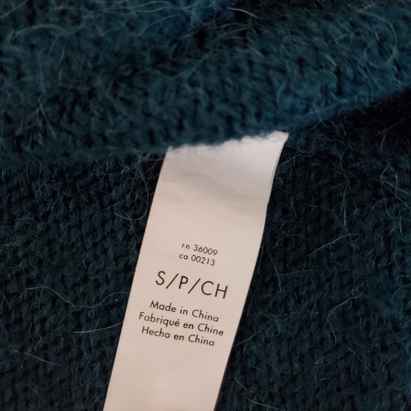 😃3 for 20😃 Calvin Klein Cardigen (sold) - Picture 4 of 7